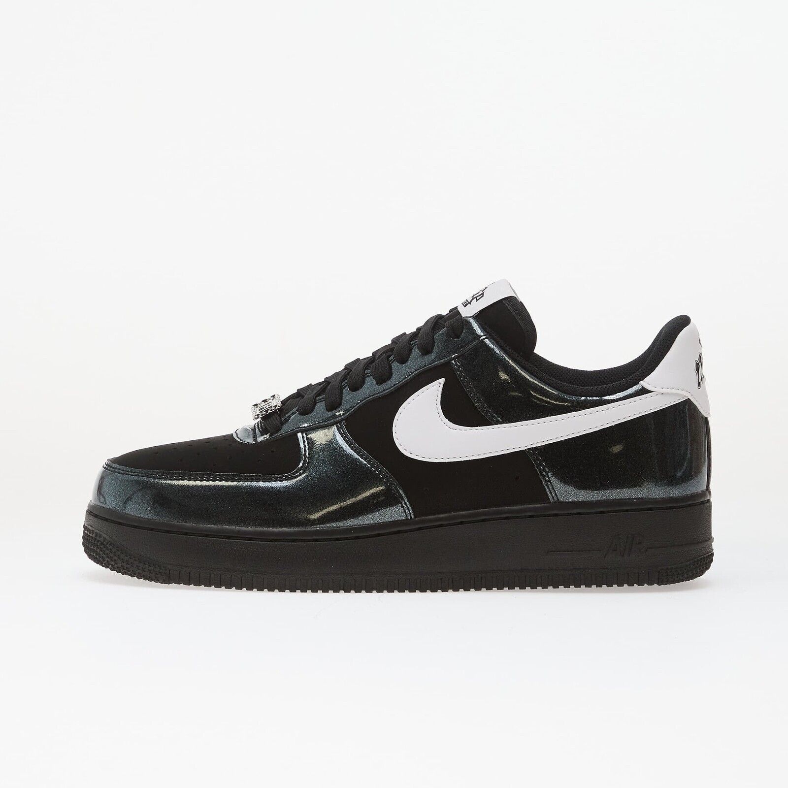 Sneakers Nike Air Force 1 '07 Lv8 Black/ White UK 11