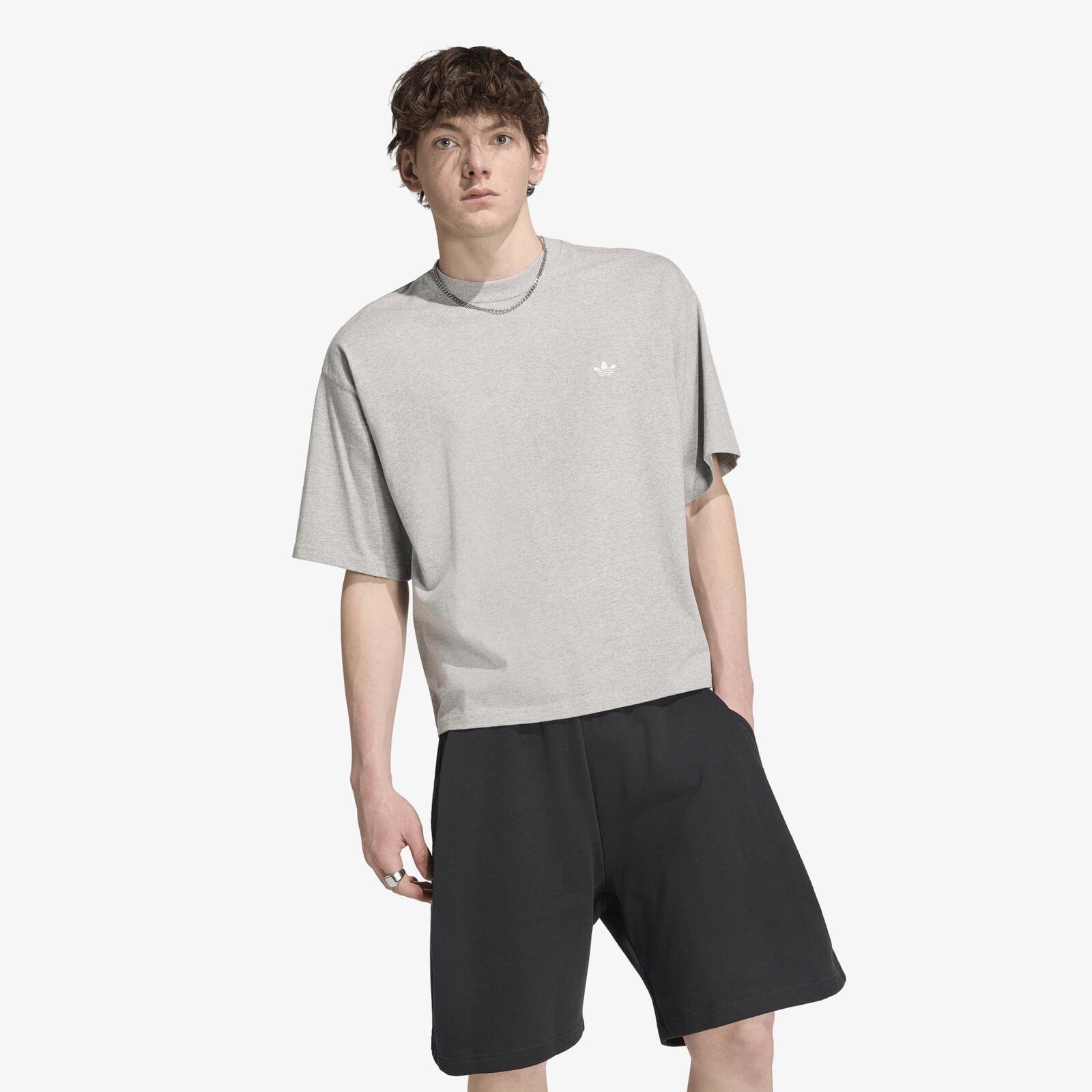 T-shirt adidas Trefoil Essentials Oversized T-shirt Medium Grey Heather L