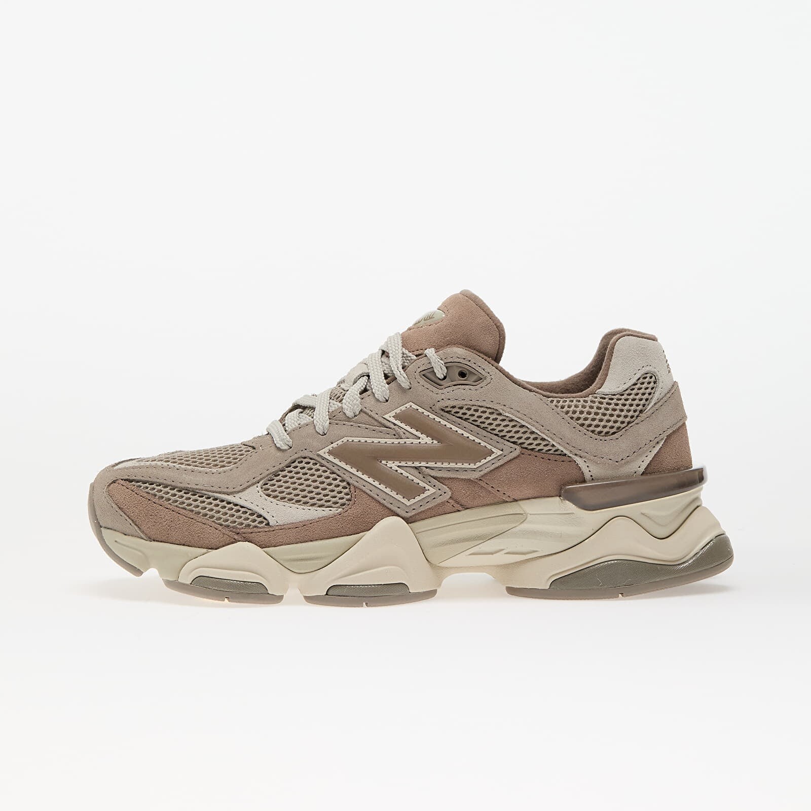 Sneakers New Balance 9060 Mushroom/ Arid Stone Erc UK 10