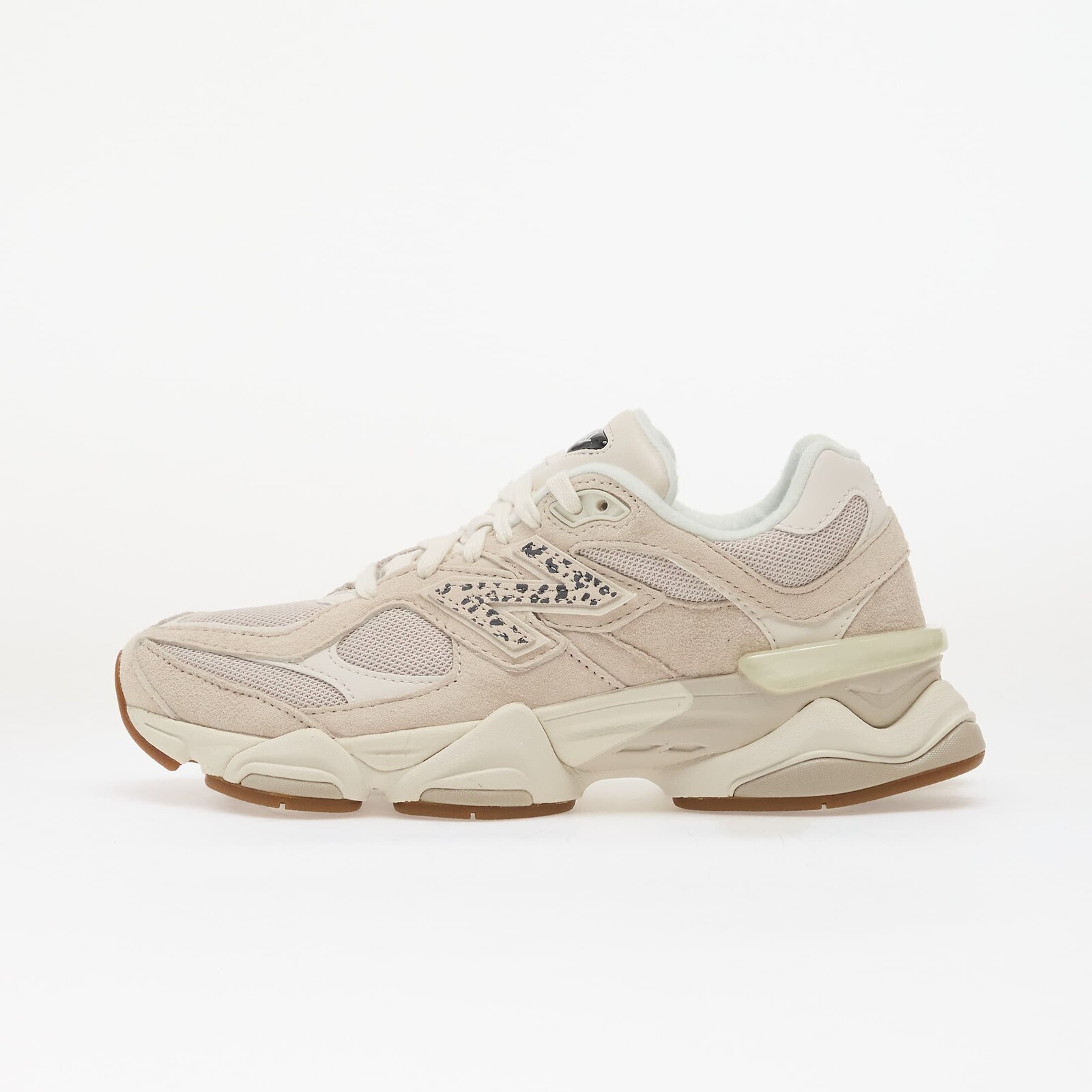 Sneakers New Balance 9060 Moonbeam/ Sea Salt/ Black Asp UK 6.5