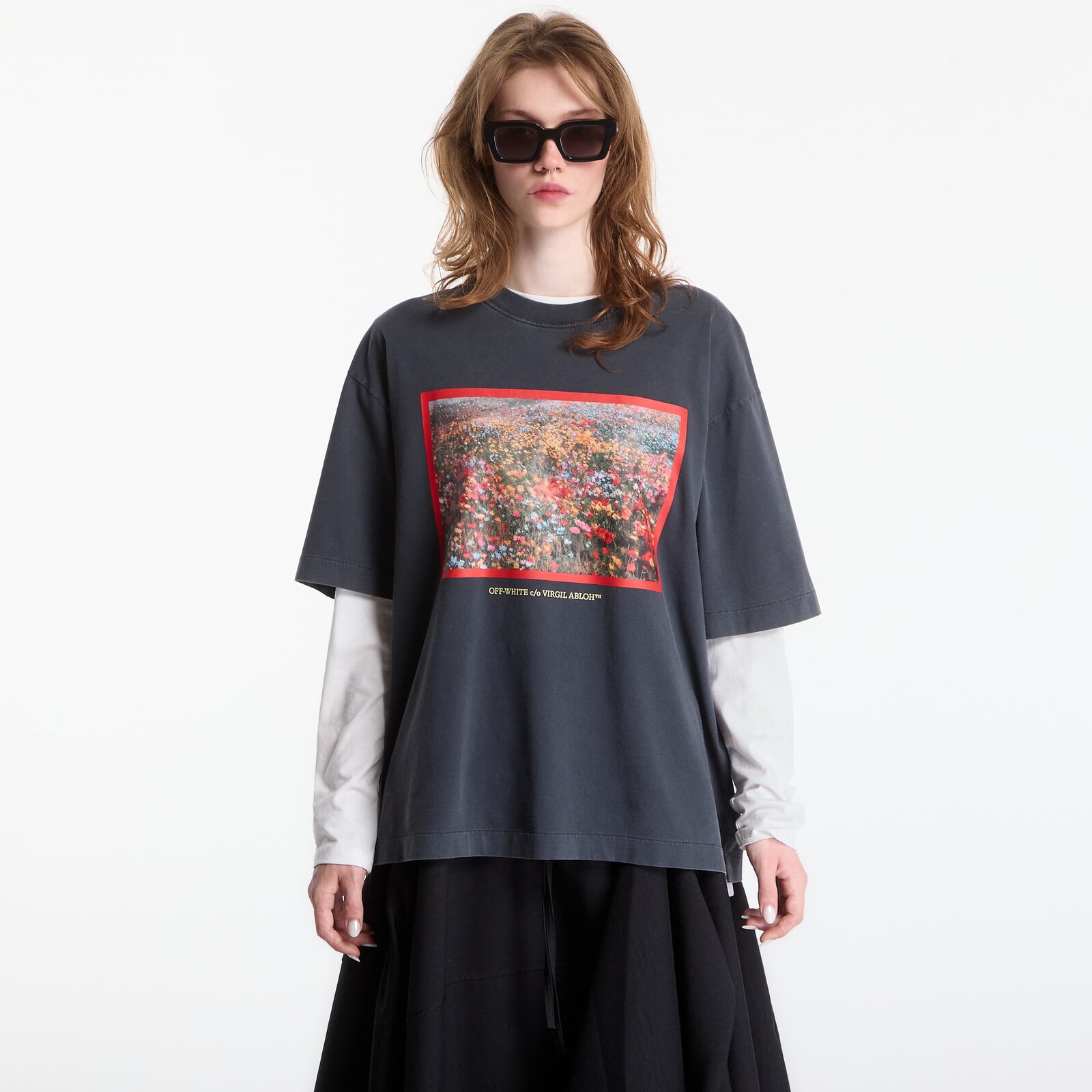 T-shirt Off-White Flowers Field Skate Tee UNISEX Fade Out Black High Risk Red M