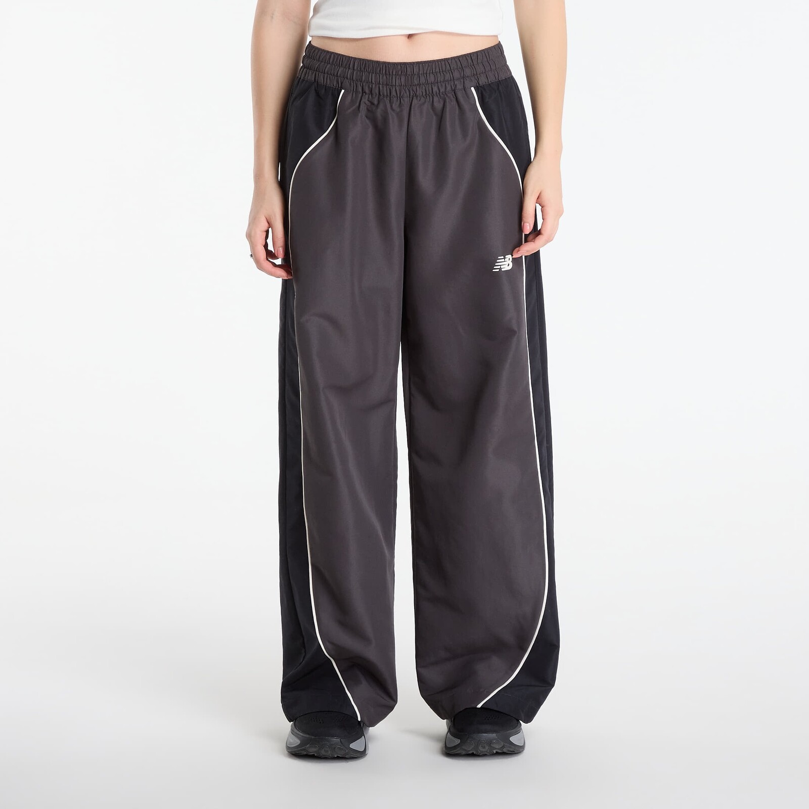 Pants New Balance Trackside Woven Pant Black Cement L