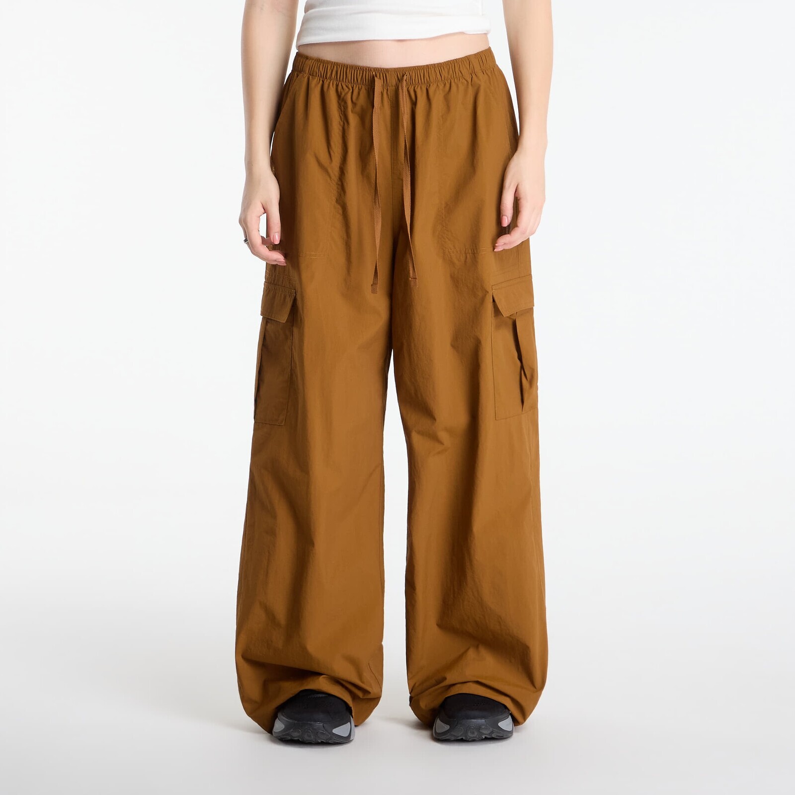 Pants New Balance Woven Cargo Pant Breakfast Tea M
