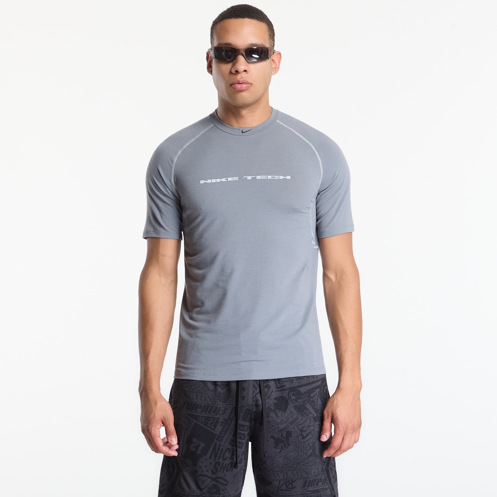 T-shirt Nike Tech Men's Dri-FIT Short-Sleeve Top Cool Grey/ Wolf Grey/ Black XS