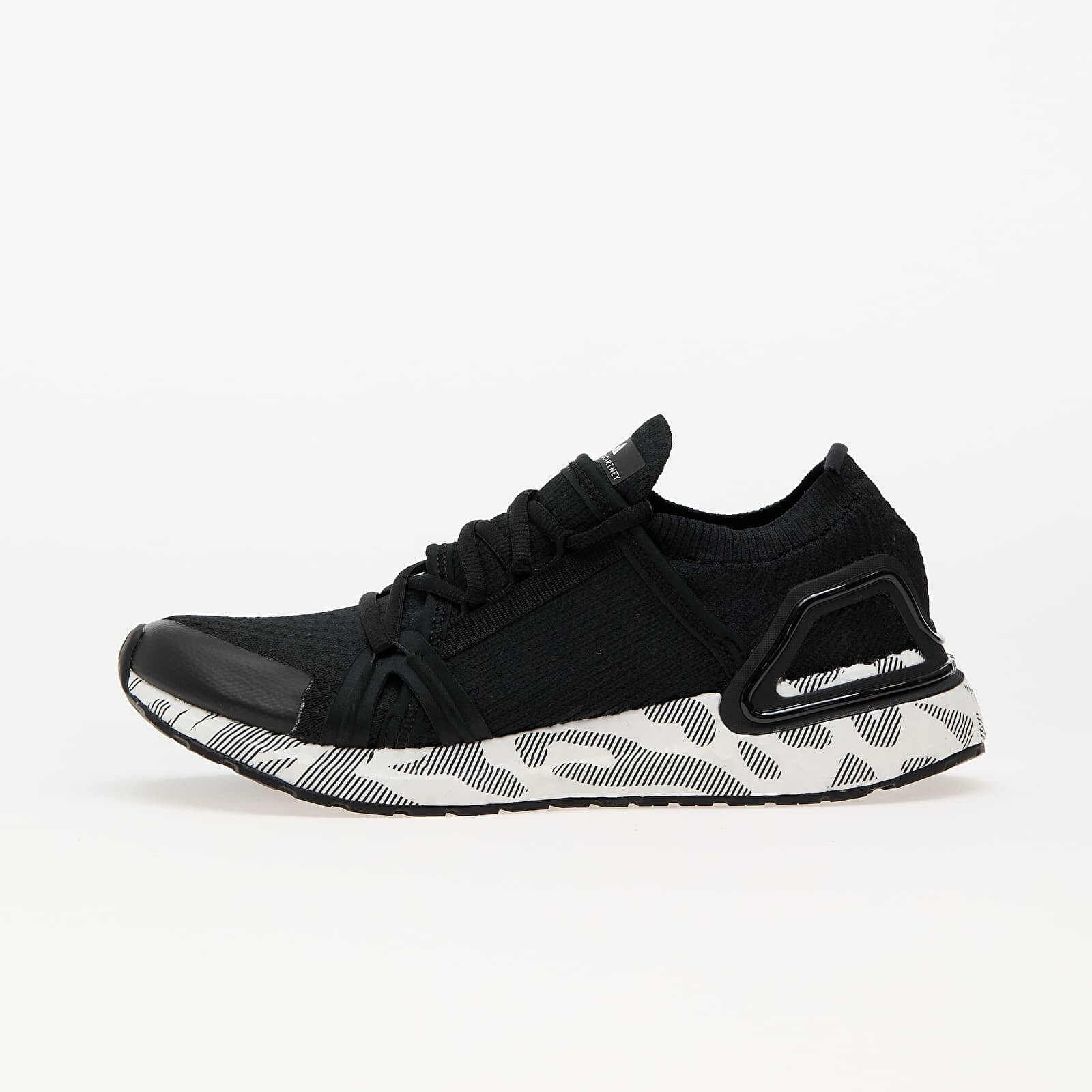 Sneakers adidas x Stella McCartney UltraBOOST 20 Core Black/ Core Black/ Core Black UK 6