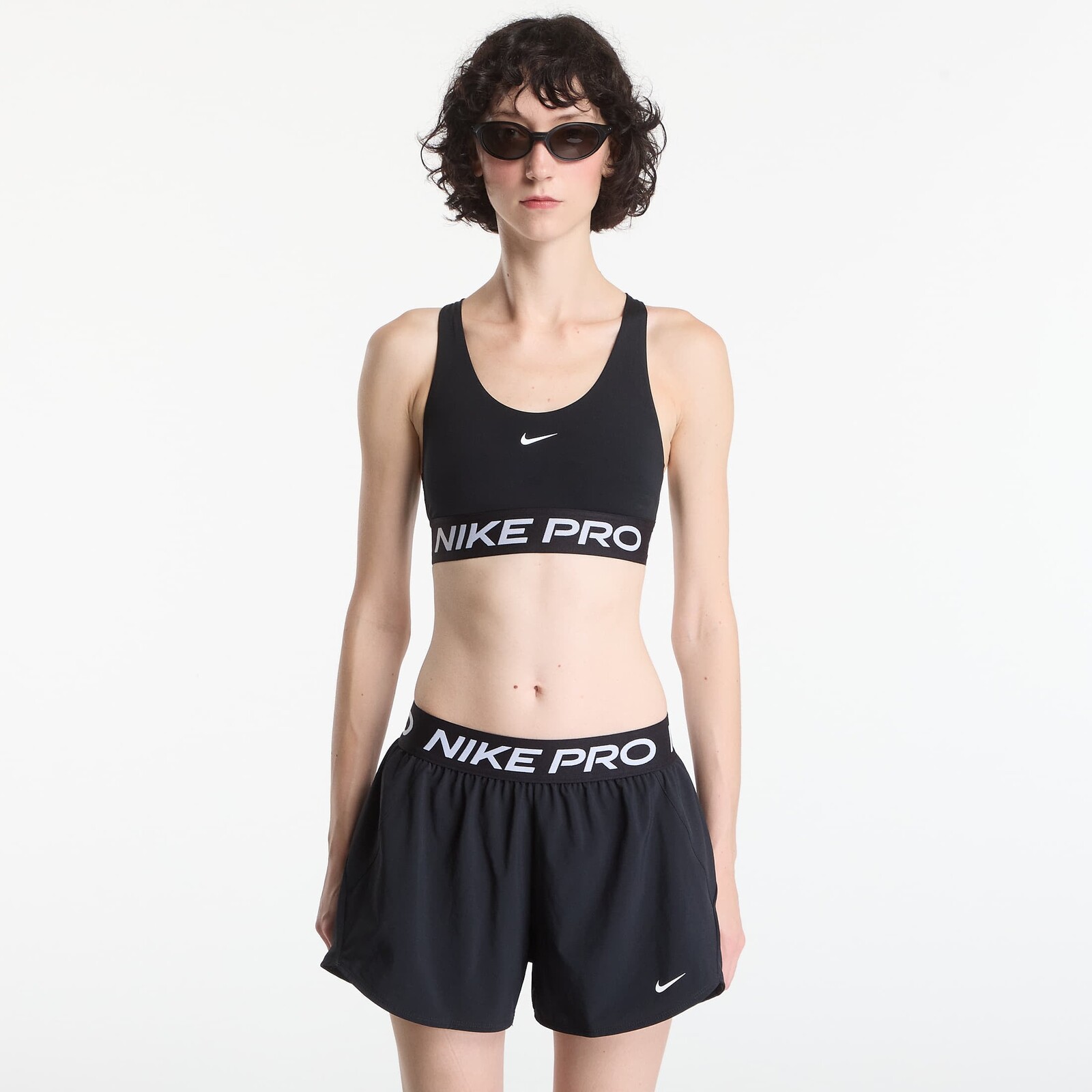 Nike Pro 365 Women's Light-Support Non-Padded Sports Bra Black/ White XL
