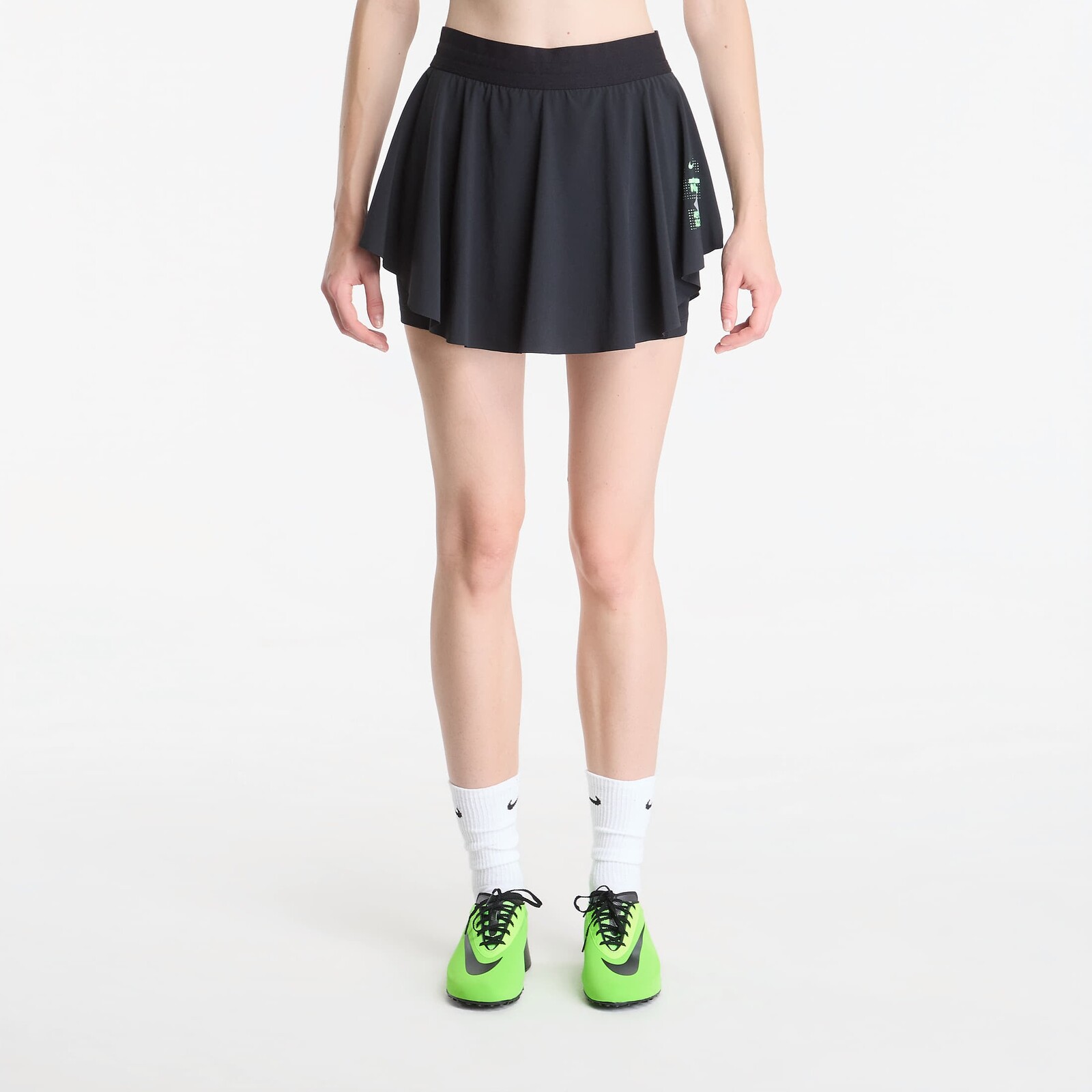 Nike Swift Women's Dri-FIT Running Skort Black/ Black/ Reflective Silv M
