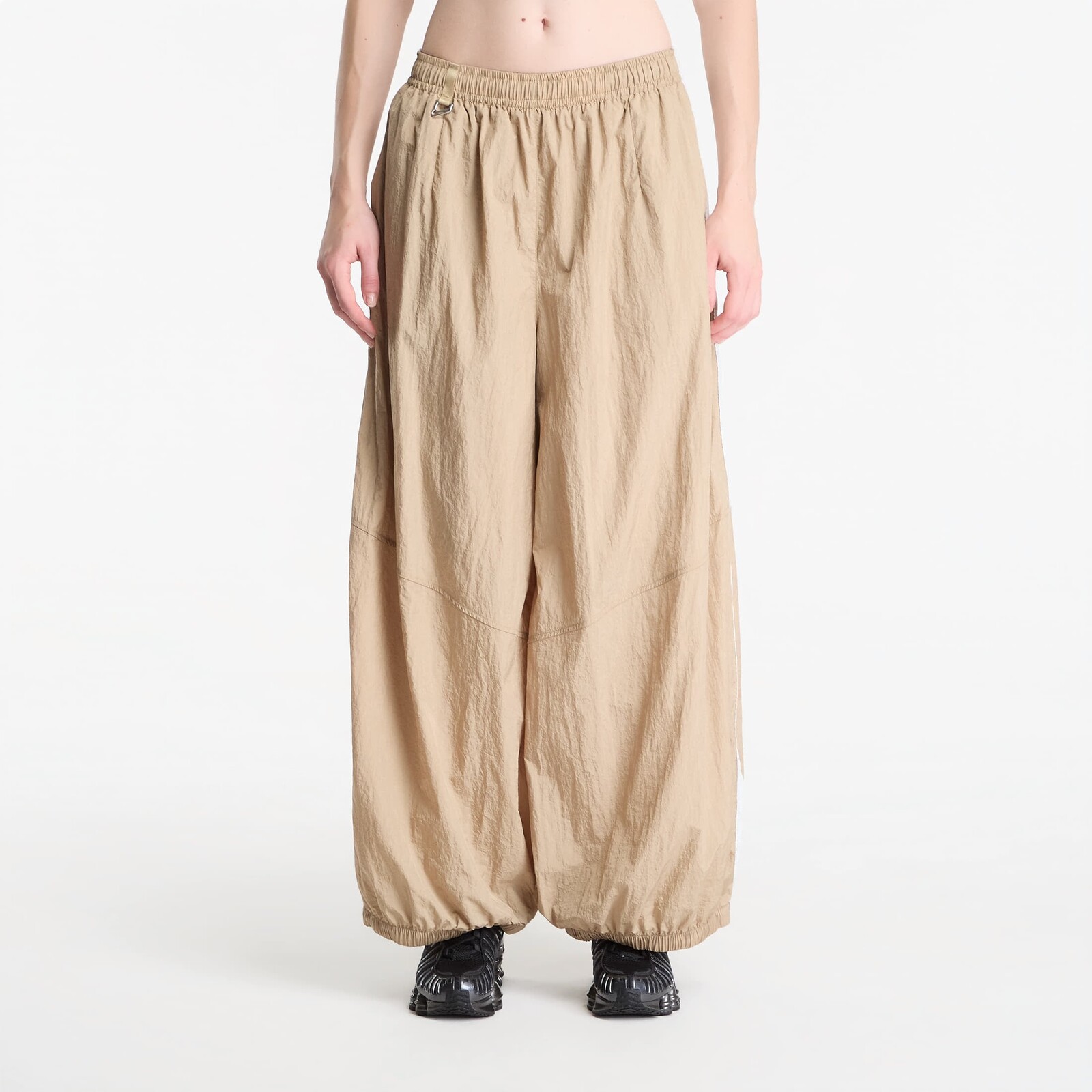 Pants Nike Sportswear Women's Oversized High-Waisted Balloon Track Pants Parachute Beige/ Sail/ Parachute Beige M