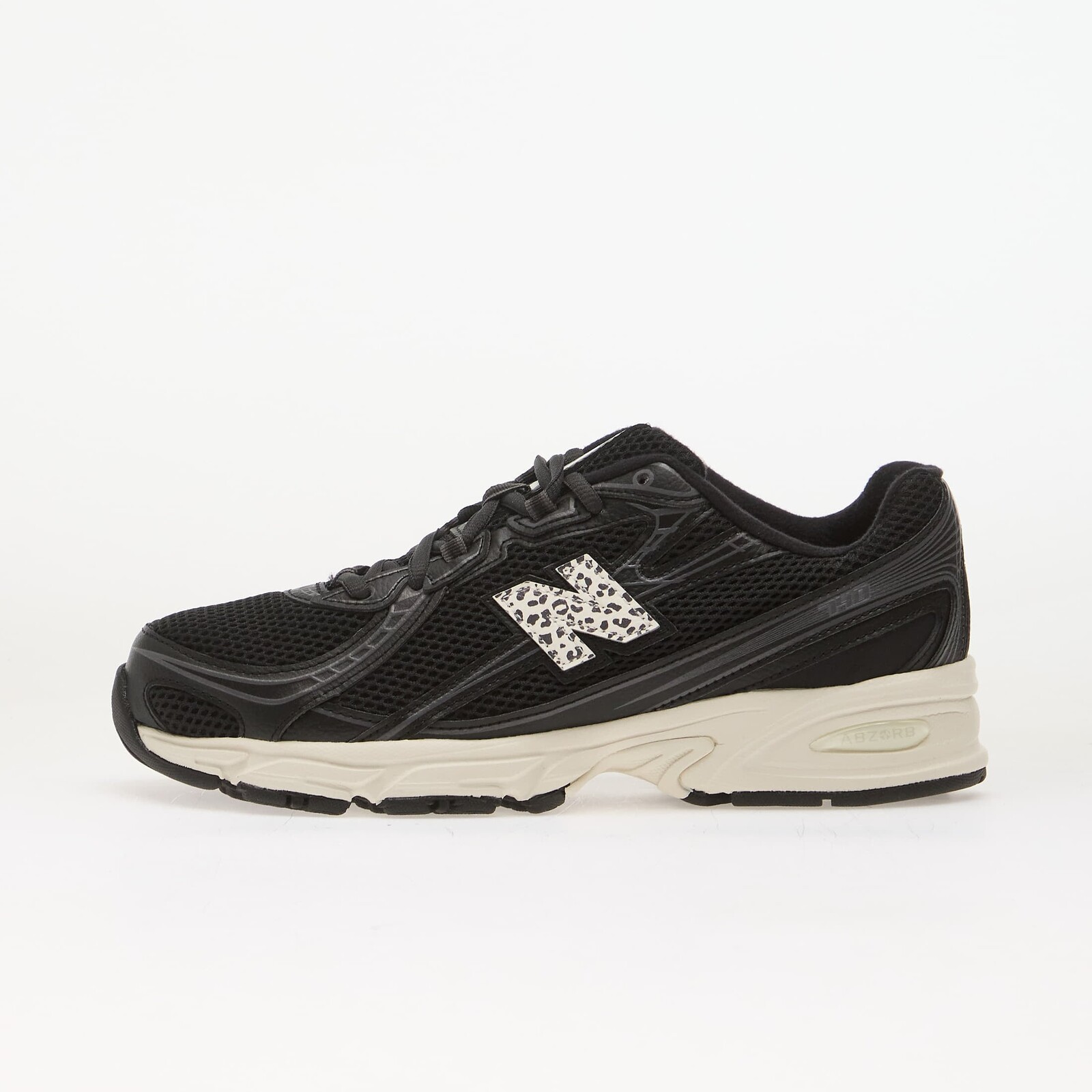 Sneakers New Balance 740 Black/ Sea Salt UK 7.5