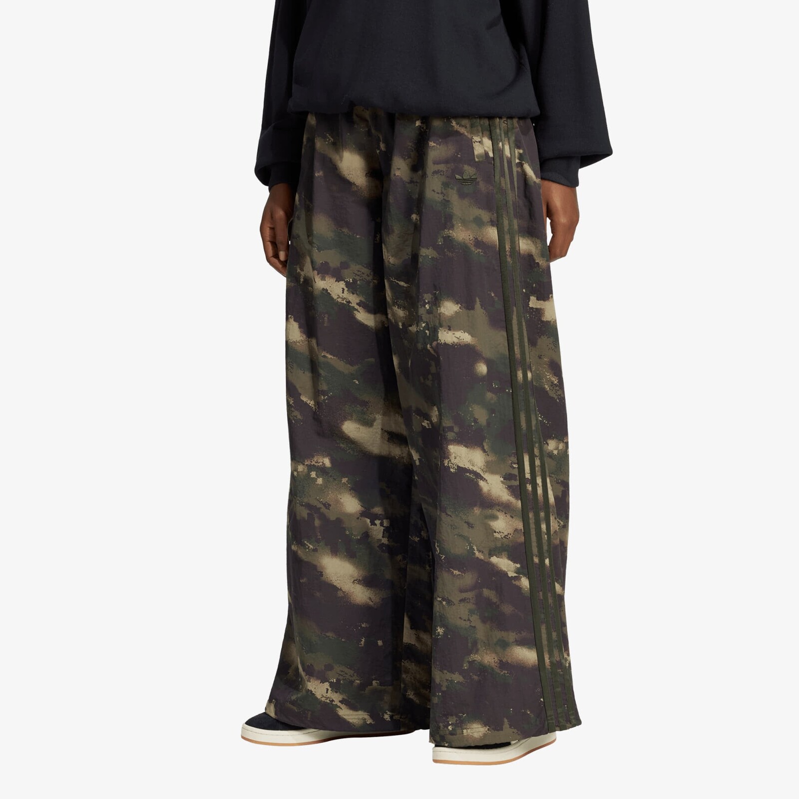 Pants adidas Badigirl Camouflage Adilenium Track Pant Night Cargo/ Aurora Coffee/ Olive Strata M