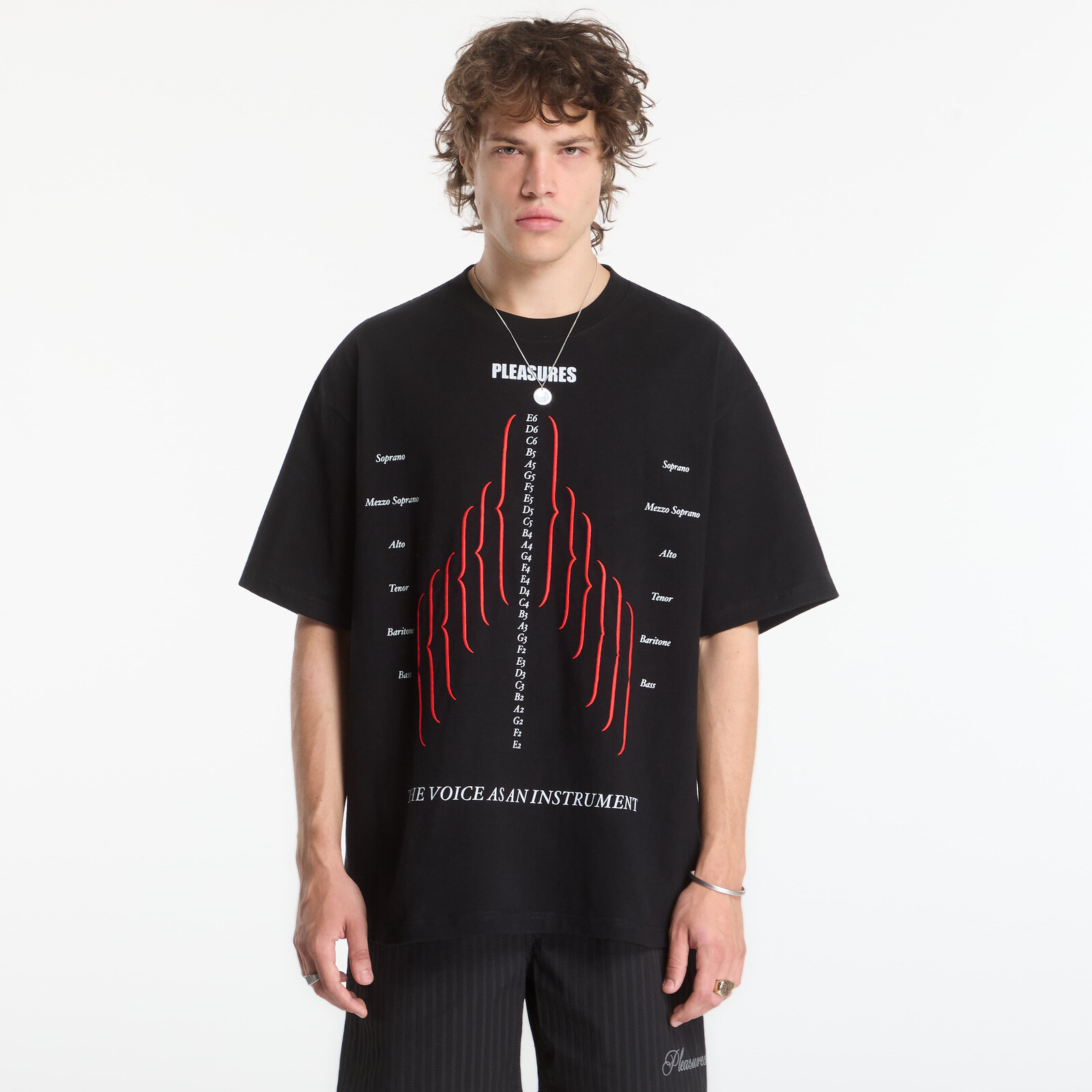 T-shirt PLEASURES Choir Heavyweight Shirt Black XL
