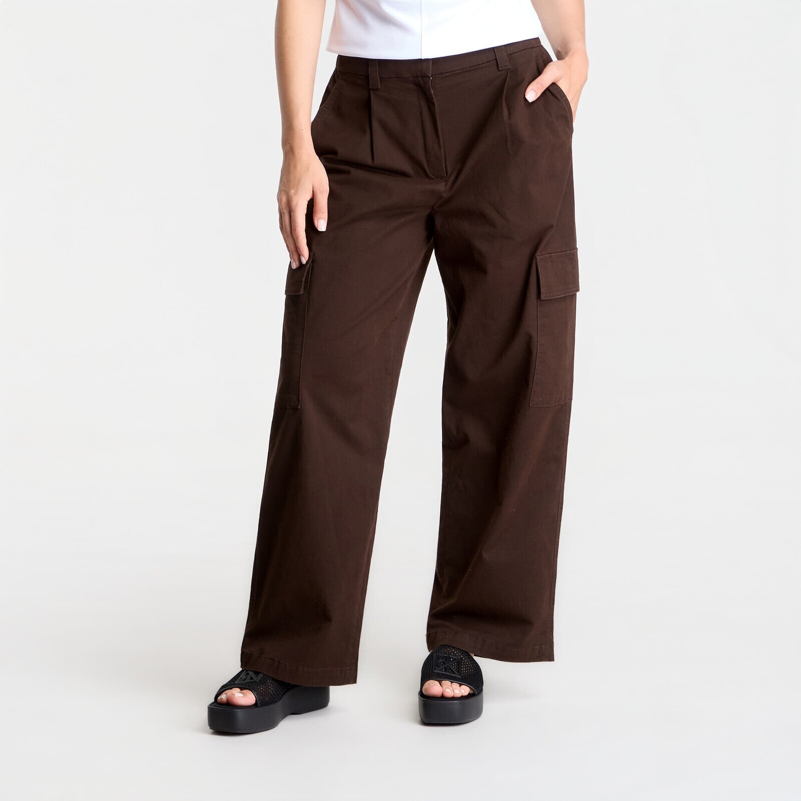 Pants Calvin Klein Jeans Cotton Ewaist Cargo Pant Dark Coffee XS