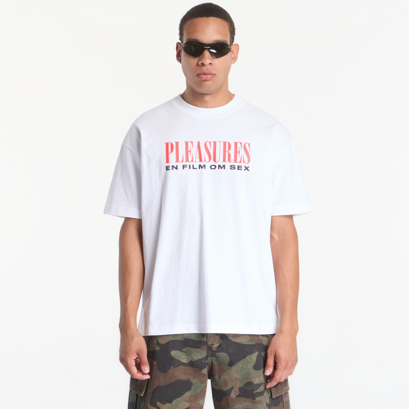 T-shirt PLEASURES On Film T-Shirt White S