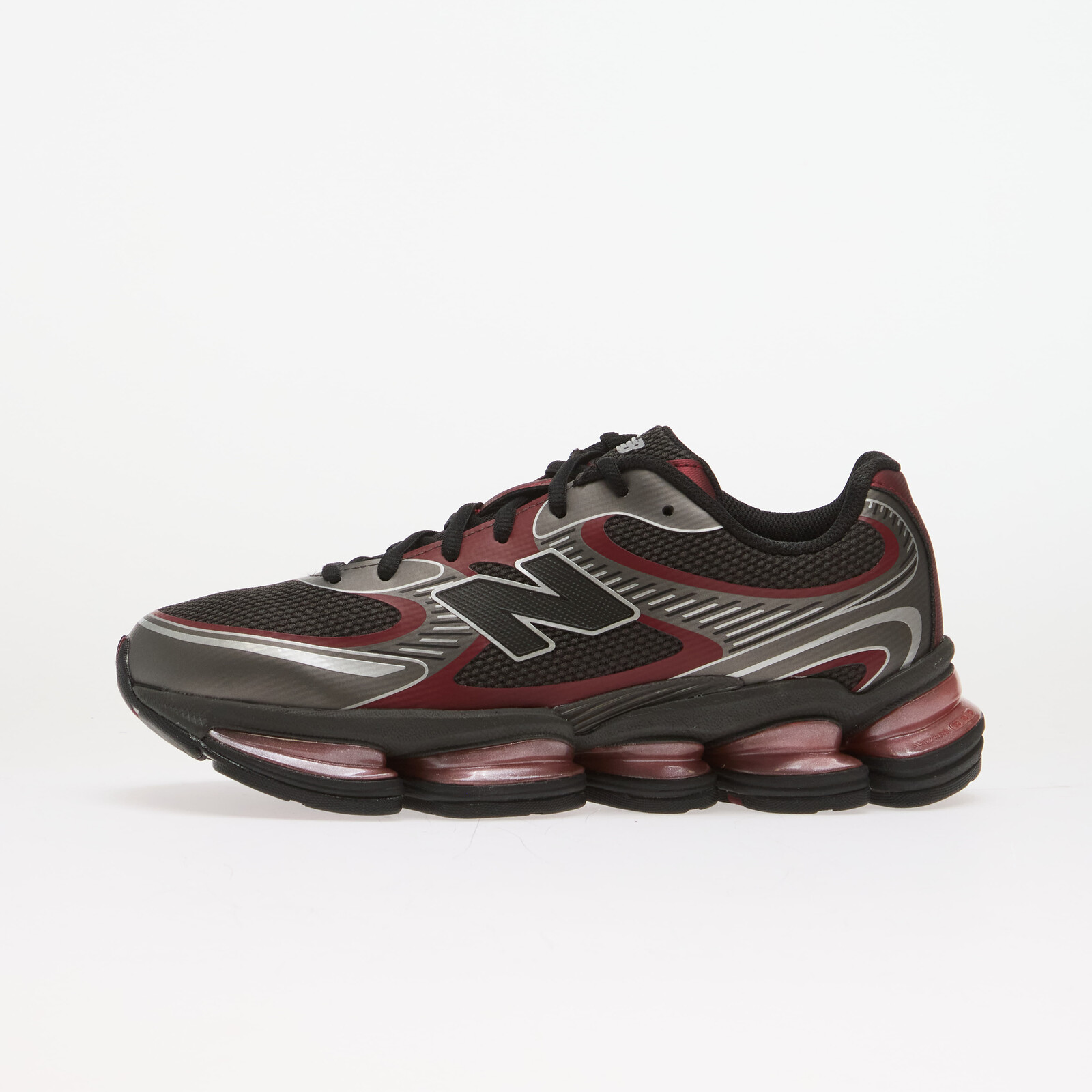Sneakers New Balance 2000 Black Cement/ Podium Red UK 8.5