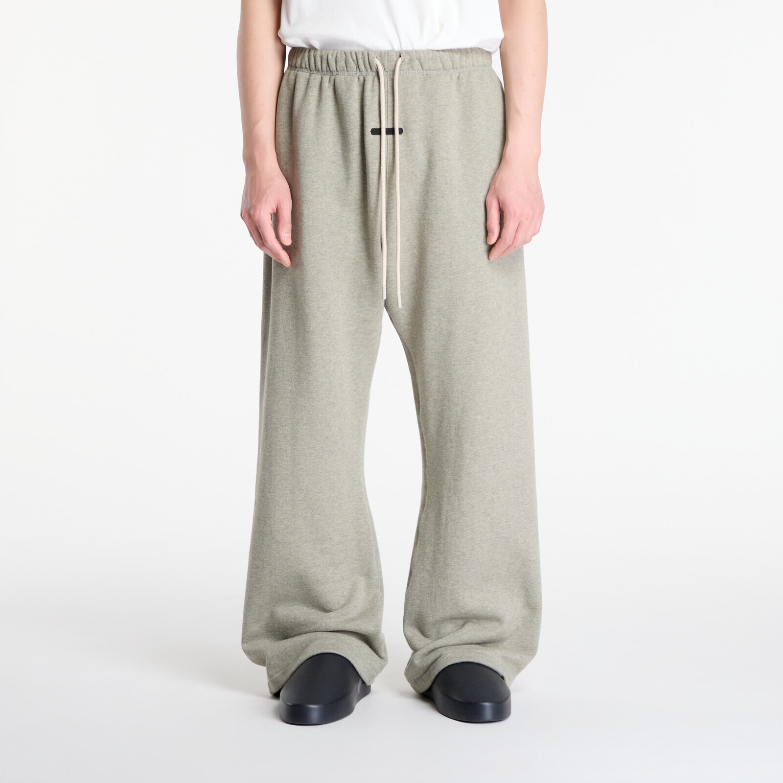 Pants Fear Of God Essentials Flare Sweatpant Washed Seal Heather XXL