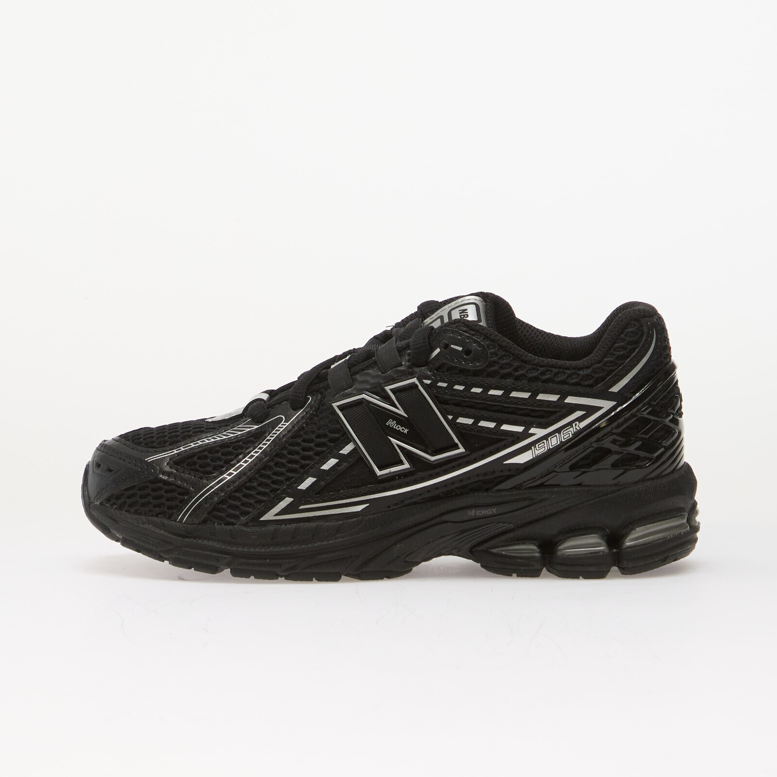 Sneakers New Balance Kids 1906 Black UK 3.5