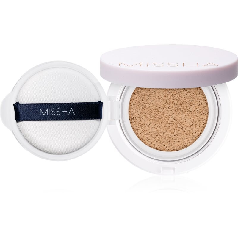 Missha Magic Cushion Moist Up hydrating cushion foundation SPF 50+ shade No. 21 15 g