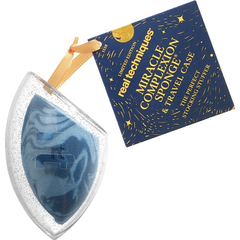 Real Techniques Holiday Miracle Complexion Sponge & Travel Case makeup sponge + cover
