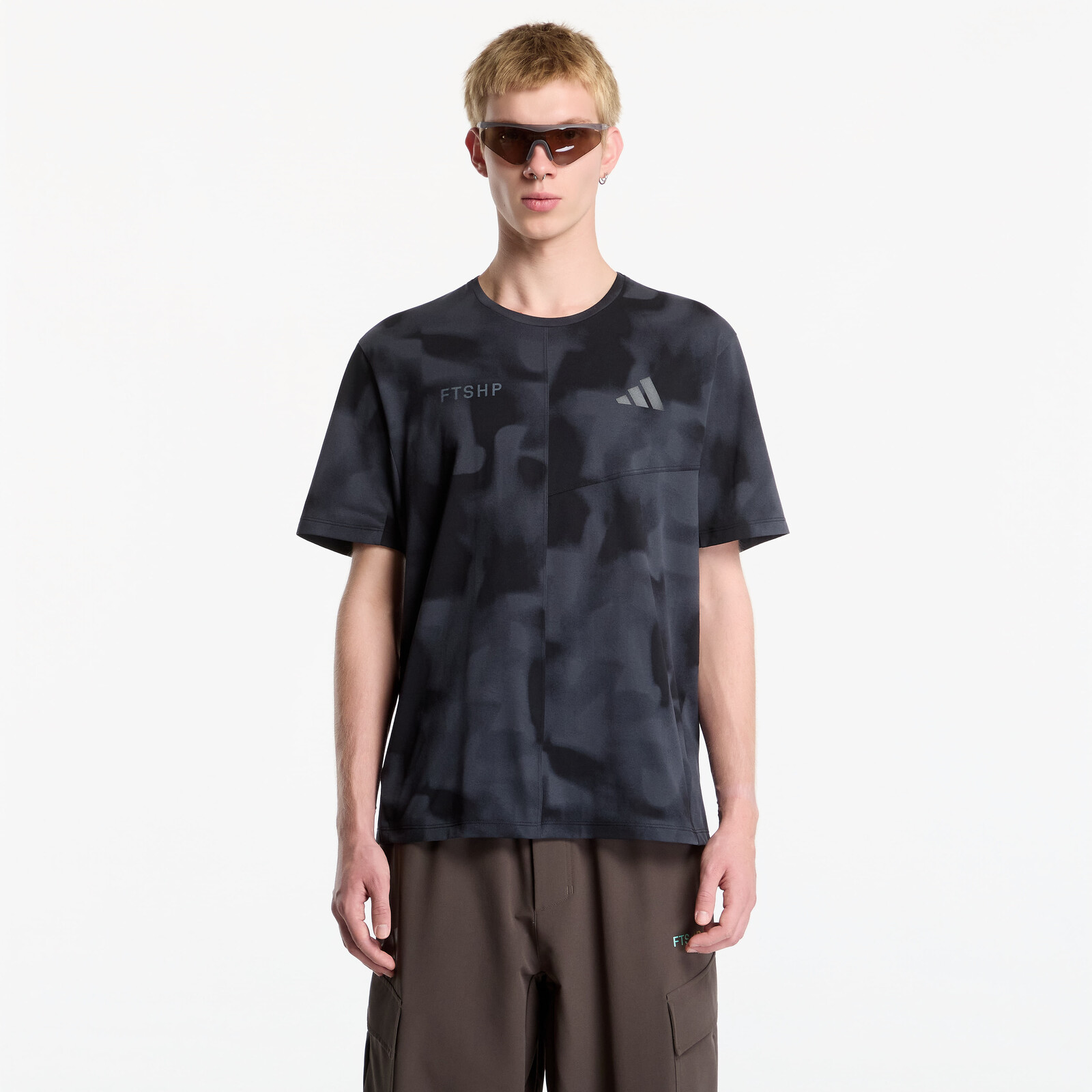 T-shirt FTSHP x adidas Terrex DAYBREAKER Men Camo T-shirt Black Camo M