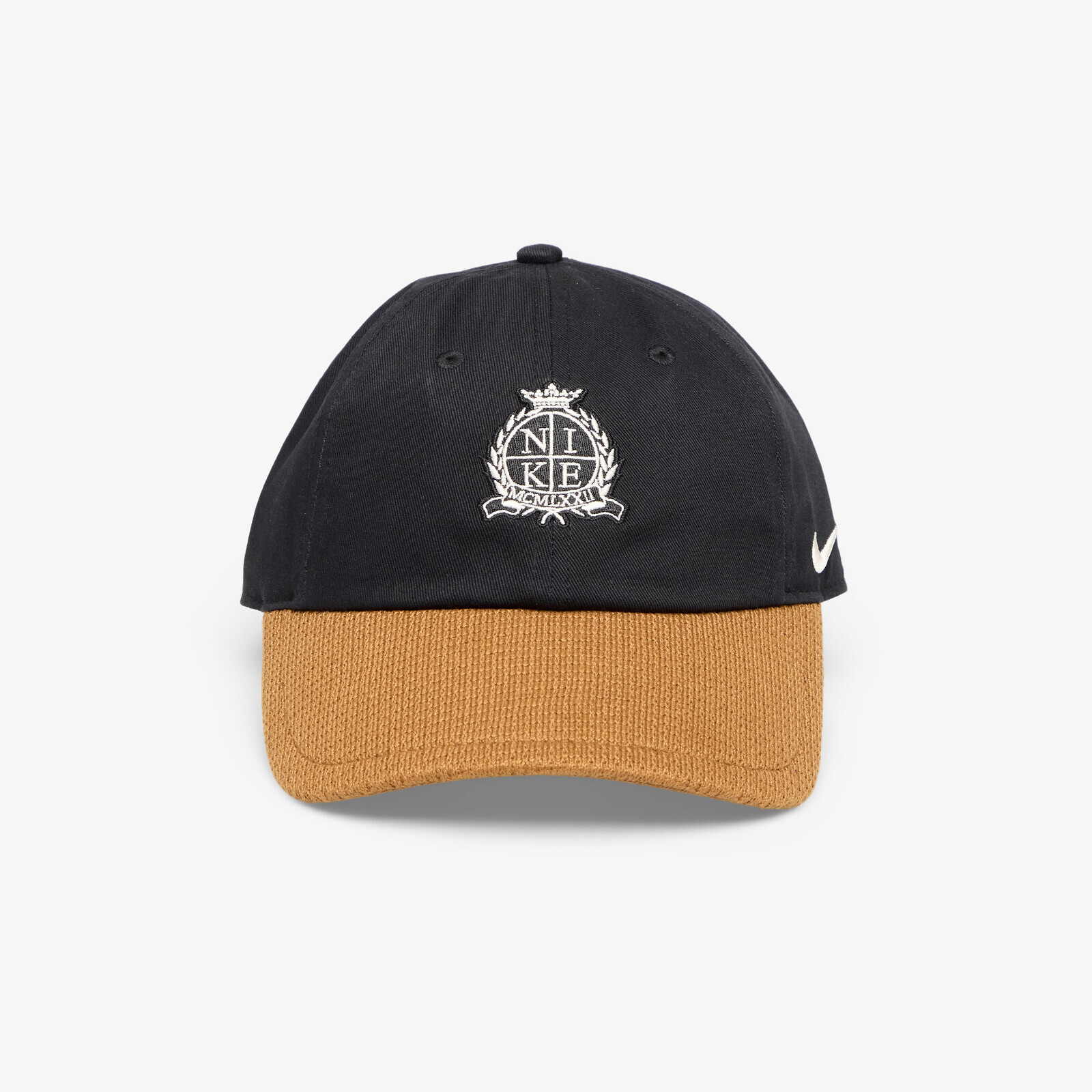 Cap Nike Club Unstructured Knit Cap Black/ Ale Brown/ Sanddrift M/L