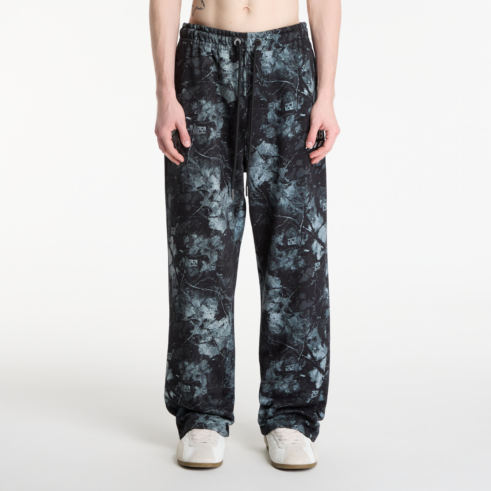 Pants L/AB c/o Off-White™ Printed Camo Jogger Black S