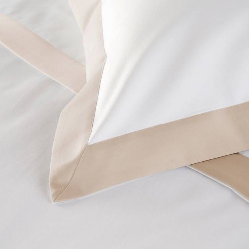 800TC Wide Border Pair of Housewife Pillowcases Flax/White