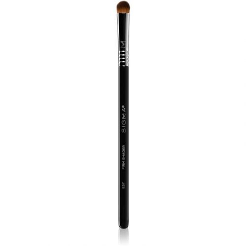 Sigma Beauty E57 Firm Shader Brush Round Eyeshadow Brush 1 pc