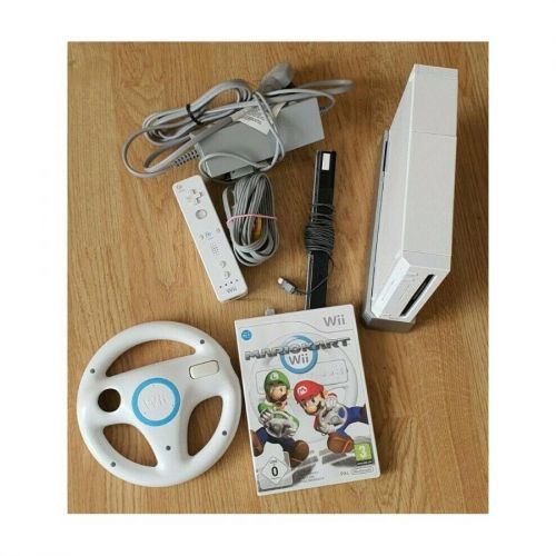 Nintendo Wii Console (White) with Mario Kart